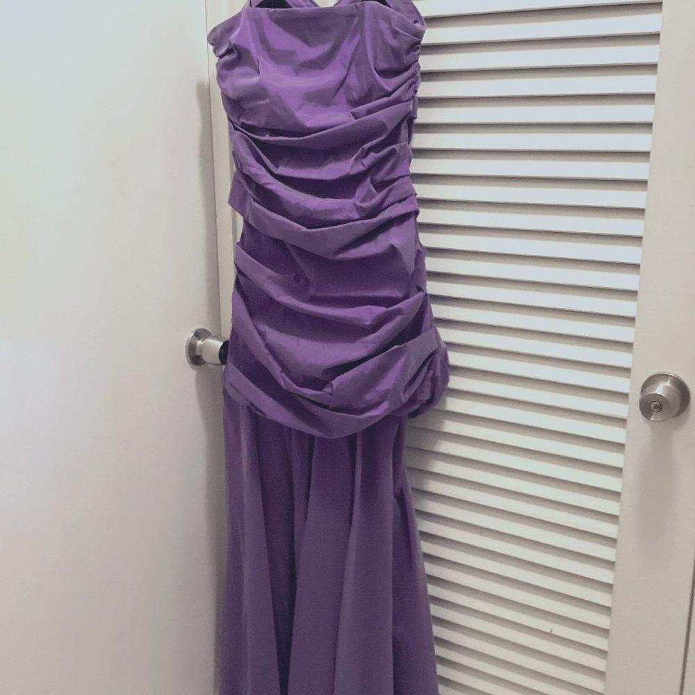 Theia strapless trumpet style taffeta